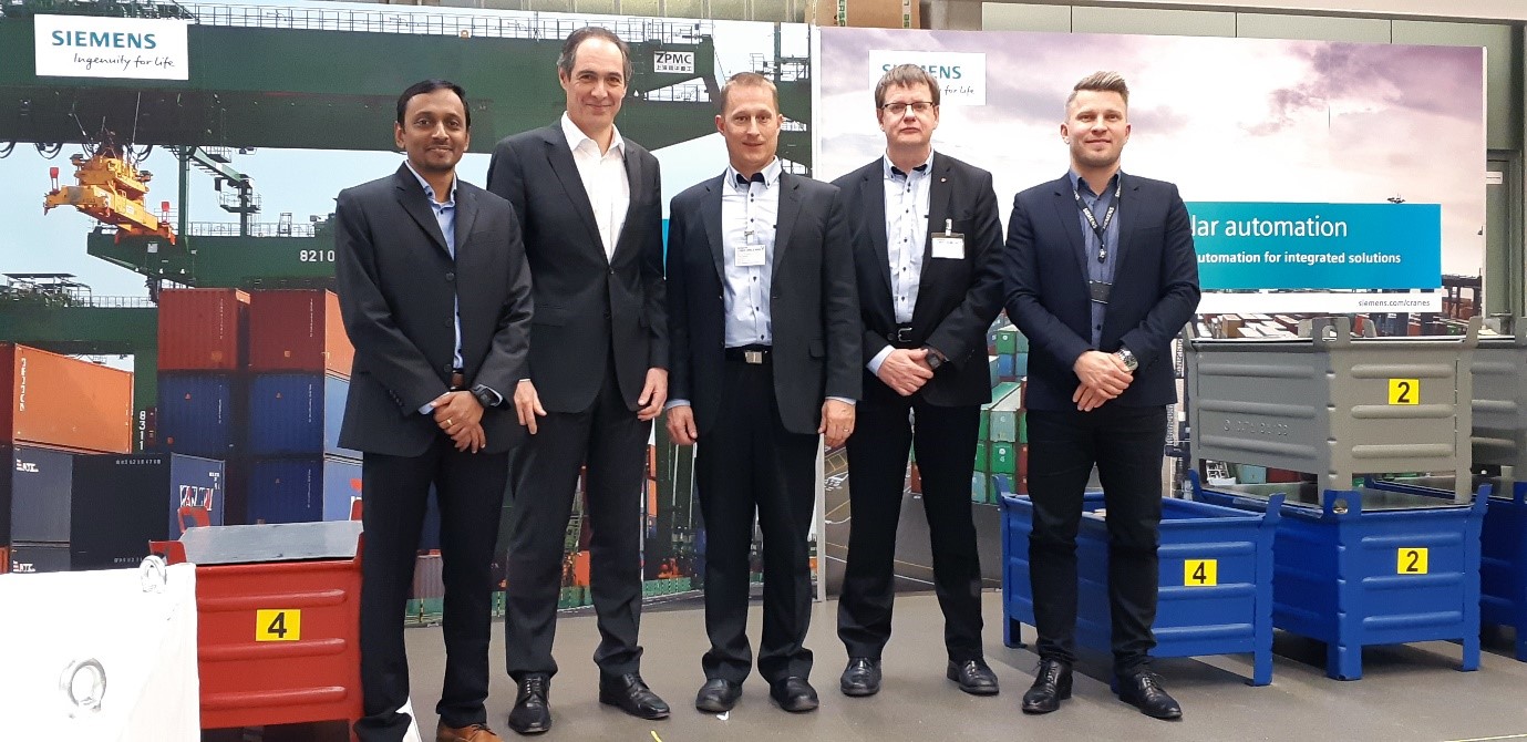 Siemens and Mevea representatives